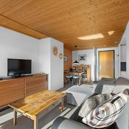 Gemeaux 104 Sur La Place Du Village A Lägenhet *