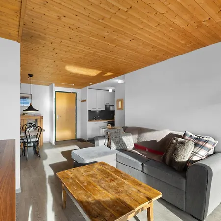 Gemeaux 104 Sur La Place Du Village A Lägenhet