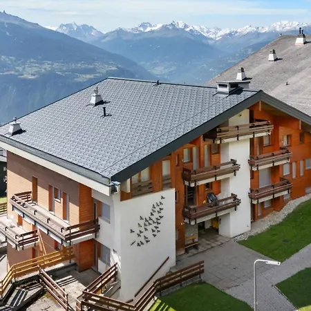 Gemeaux 104 Sur La Place Du Village A Apartamento *