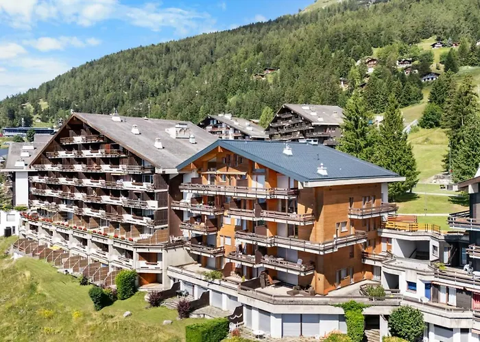 Gemeaux 104 Sur La Place Du Village A Lägenhet